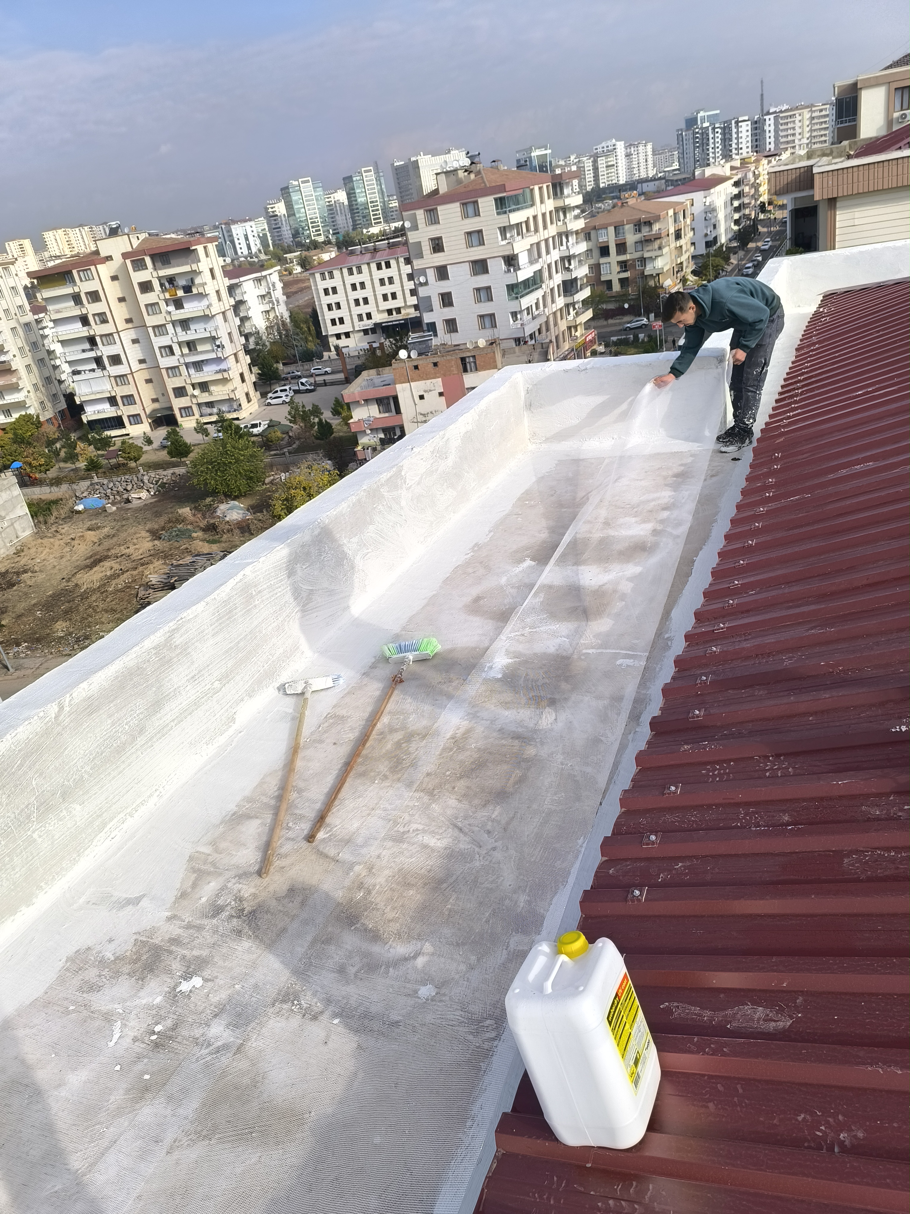 Jiyan Sitesi 1 Blok Çatı Değişim İsi