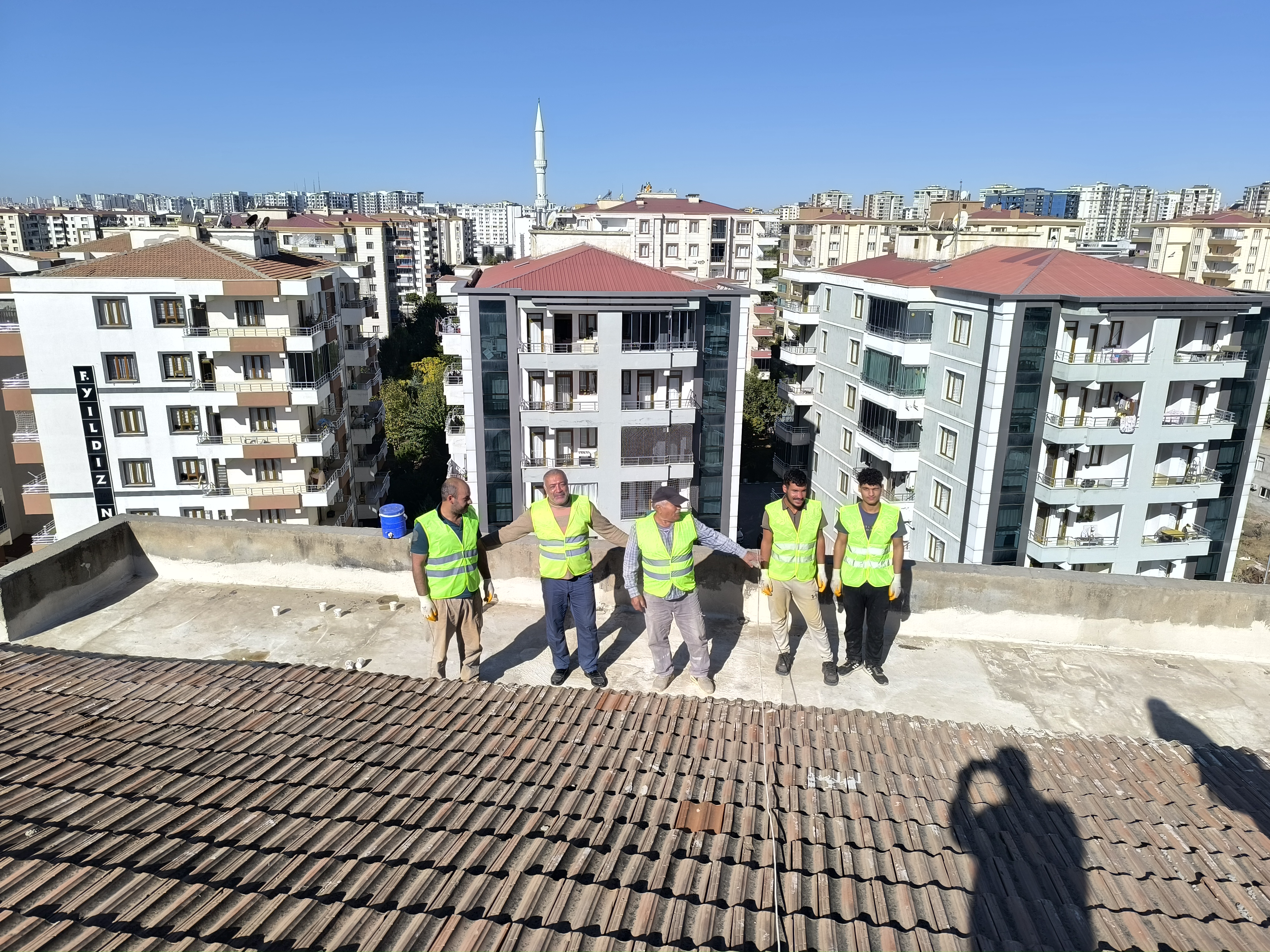 Jiyan Sitesi 1 Blok Çatı Değişim İsi